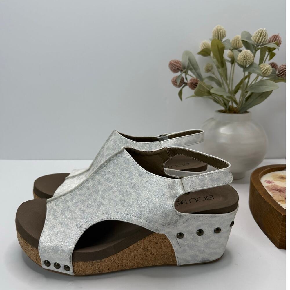 Corkys Carley Lepoard Print Platform Studded Sandal Metallic Silver Women 10